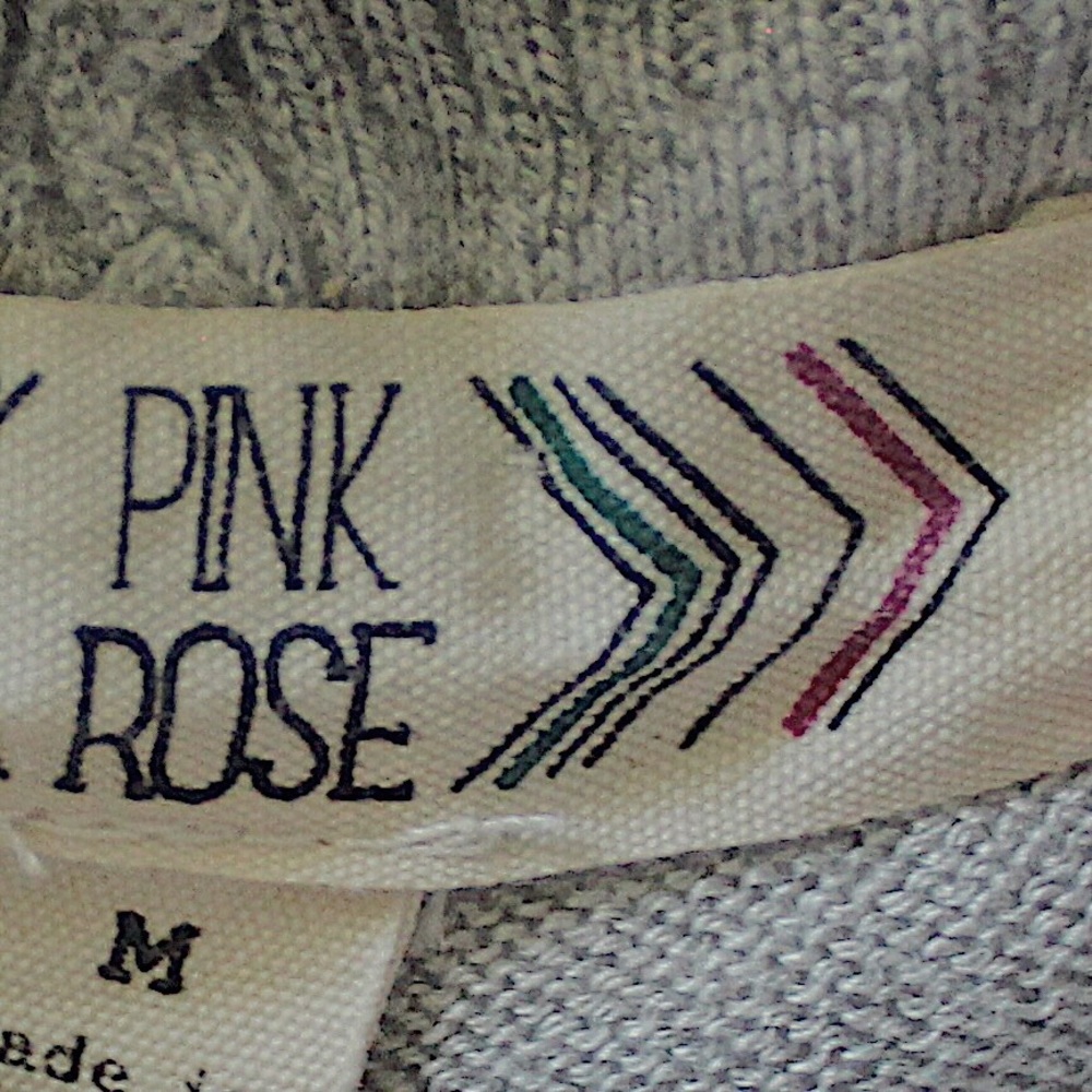 turtle neck. Pink Rose turtle neck. Blouse - Picture 3 of 3
